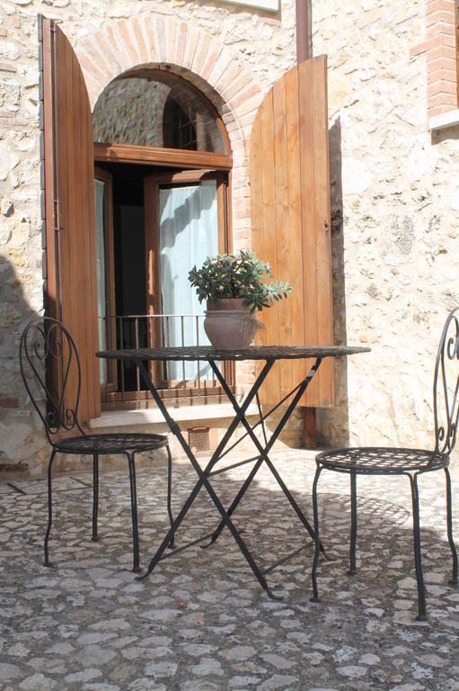 Agriturismo Poggio Della Rosa Amelia Eksteriør billede